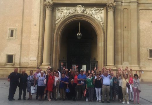 Un total de 58 veciños e veciñas de Frades fan unha viaxe de cinco días a Guipúzcoa, Lourdes, Andorra, Zaragoza e León